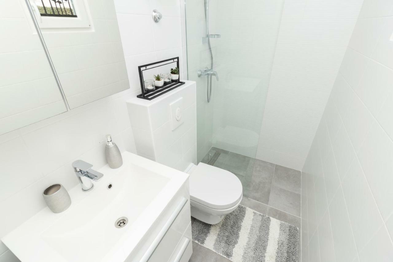 Apartman Roko Petrcane Luaran gambar